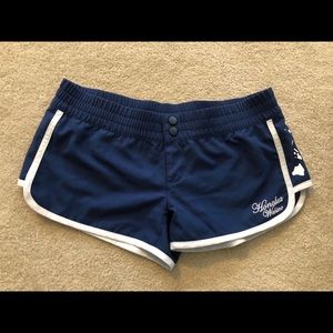 Women’s board shorts